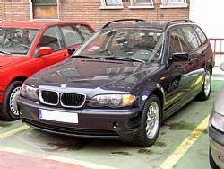 Venta de coche BMW 318 I Touring '02 en Madrid