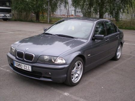 BMW Serie 3 320 D en GUIPUZCOA