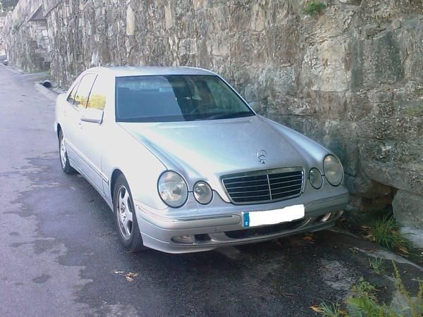 Mercedes E240 Avantgarde