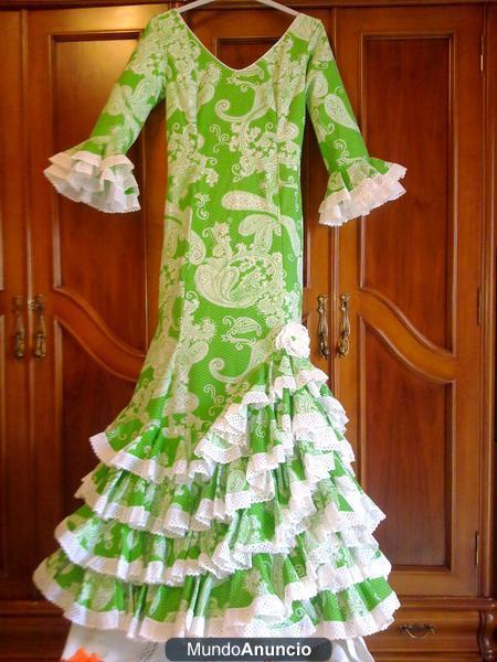 Vendo traje de flamenca