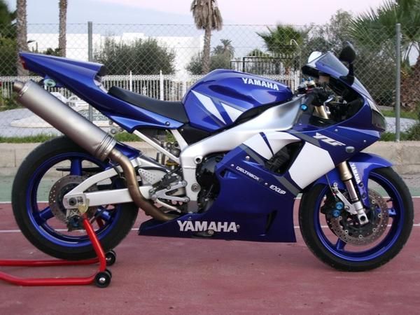 CAMBIO O VENDO YAMAHA R1 POR MONOVOLUMEN