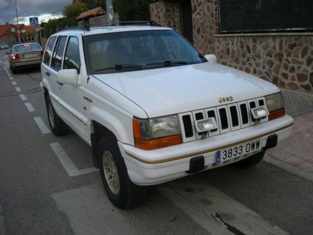 VENDO JEEP GRAND CHEROKEE 5.2 V8 IMPECABLE