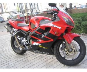 HONDA CBR 600 F