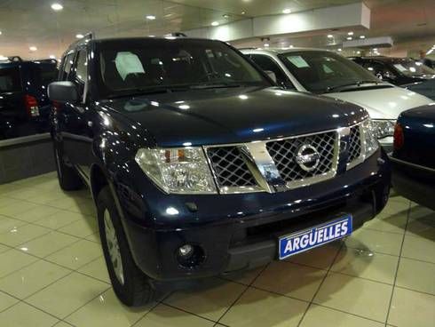 NISSAN PATHFINDER 2.5 DCI SE AUT.