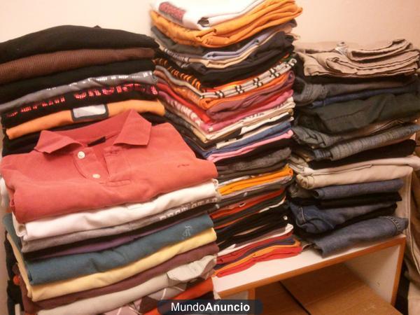 CHICO DE 26 AÑOS VENDE ROPA USADA TALLA 42 Y M