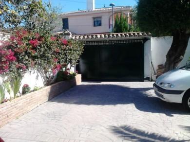 Chalet con 3 dormitorios se vende en Torremolinos, Costa del Sol