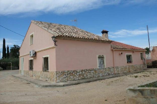 Chalet en venta en Ontinyent, Valencia (Costa Valencia)