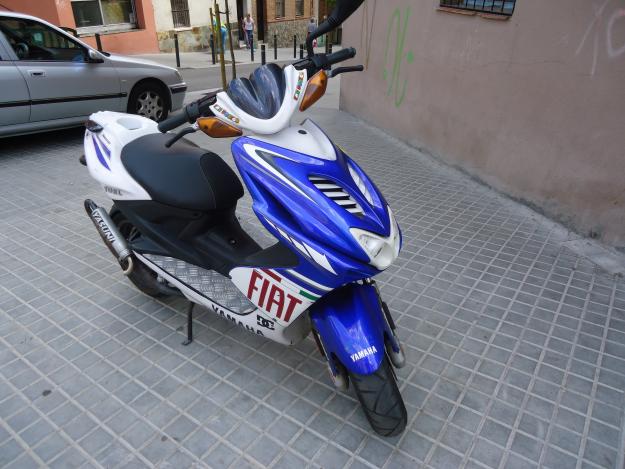 Vendo  Yamaha  Aerox  50   Rossi   Edition