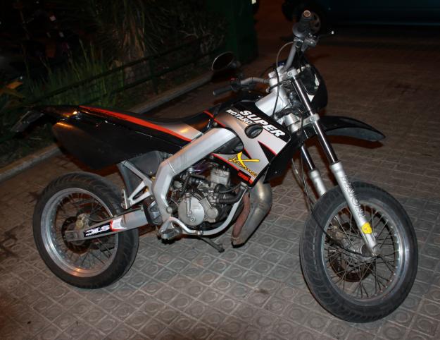 Vendo Derbi X-Treme Supermotard 50 cc