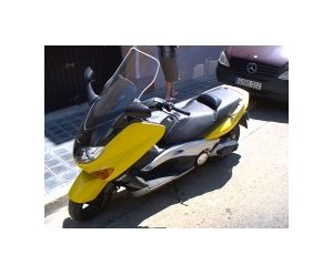 YAMAHA T MAX 500