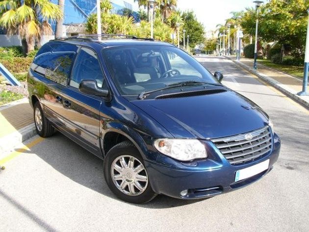 CHRYSLER G. Voyager 2.5 CRD Warner Bros