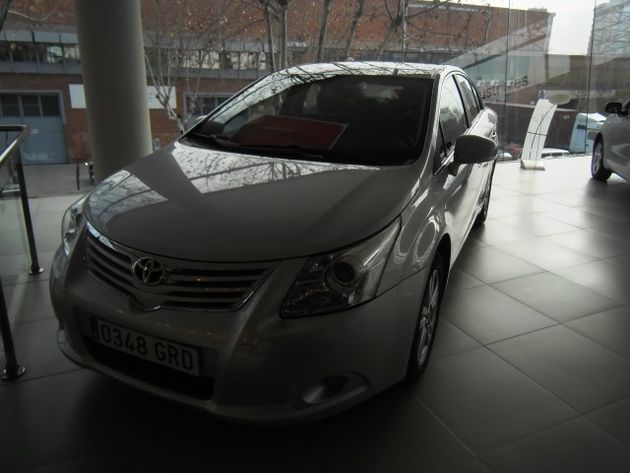 TOYOTA AVENSIS 1.6 ACTIVE