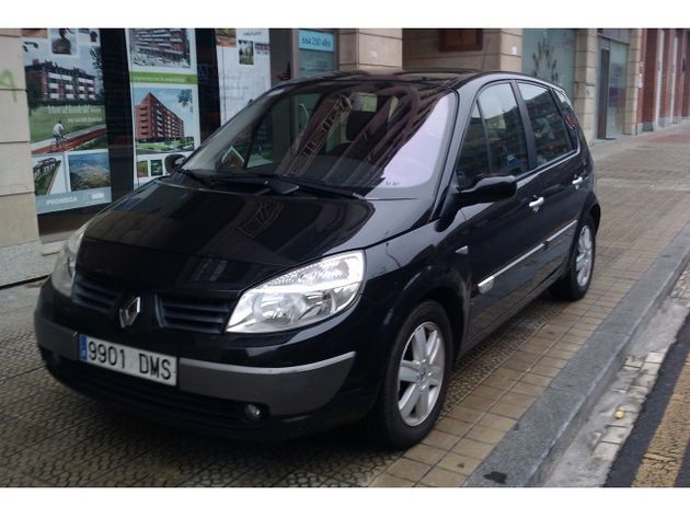 RENAULT SCENIC 1.9 DCI - CONFORT DYNAMIQUE