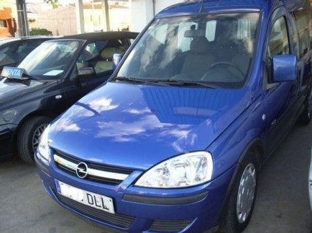 OPEL COMBO  1.7 CDTI COMBI - Girona