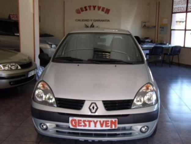 Comprar coche Renault CLIO 1.,5 DCI 80 CV EXPRESION '04 en Humanes De Madrid