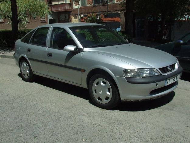 SE VENDE VECTRA