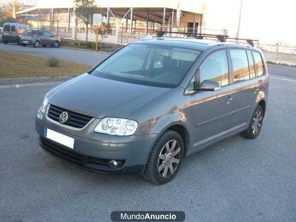 Volkswagen Touran 2.0TDI Highline