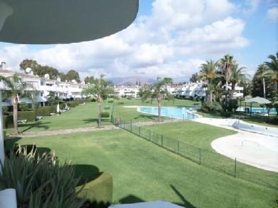 Apartamento con 2 dormitorios se vende en Mijas Costa, Costa del Sol