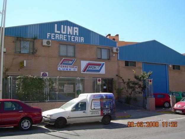 FERRETERIA,  MATERIAL DE CONSTRUCCION, ELECTRICIDAD.