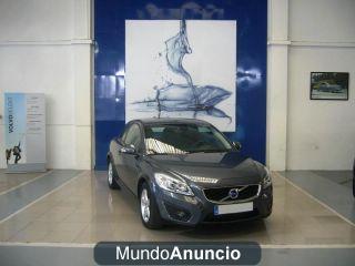 Volvo C30 2.0D MOMENTUM