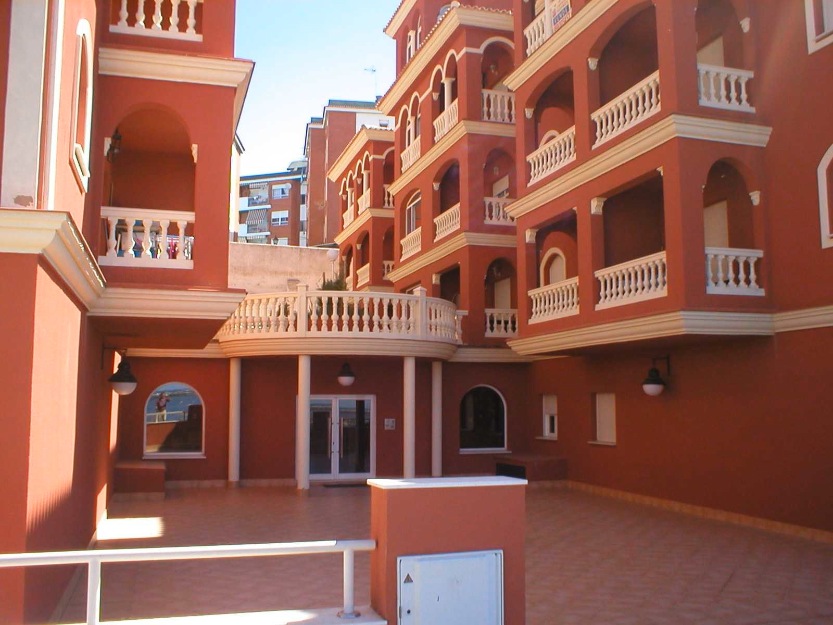 Apartamento amueblado y cochera mazagon