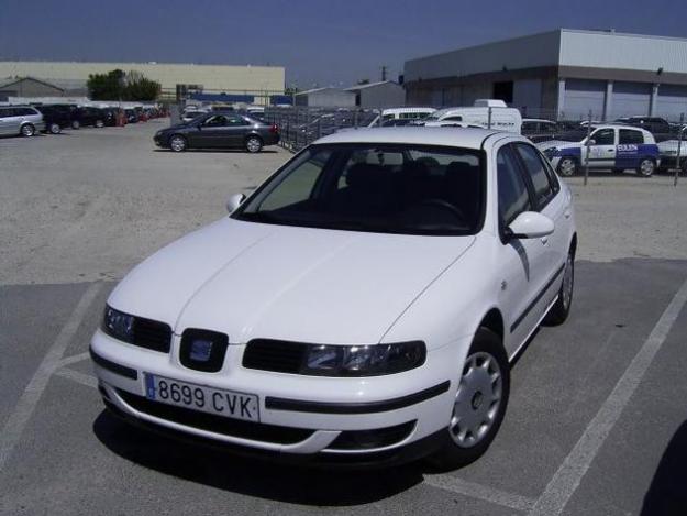 Comprar Seat TOLEDO 1.9 TDI 110CV STELLA '04 en Dos Hermanas