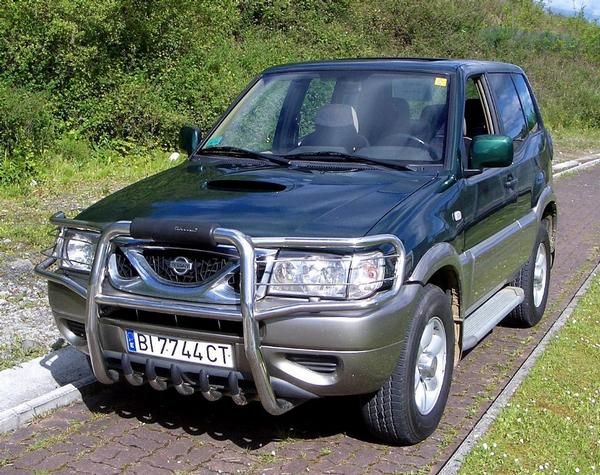 NISSAN TERRANO II