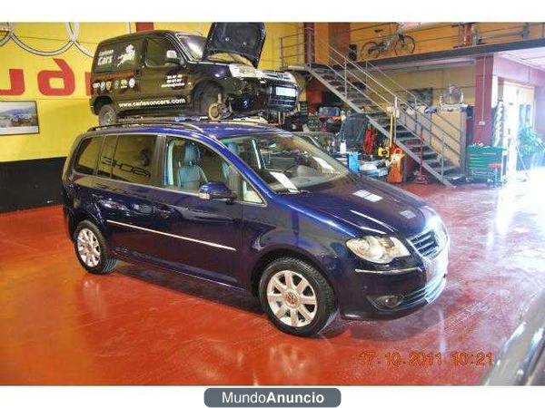 Volkswagen Touran 1.9TDI Traveller 105-PDC-XENO