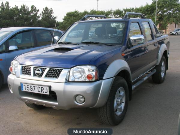 NISSAN NAVARA 4X4 2.5 TDI 133 cv. Doble cabina.