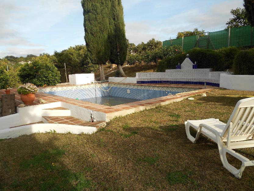 alquiler casa campo en Alhaurin el Grande 600€