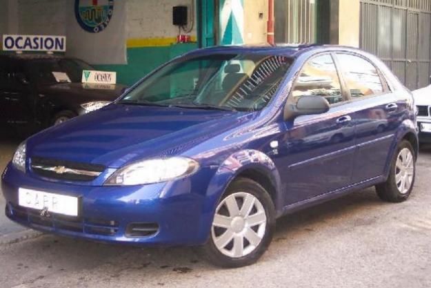 Venta de Chevrolet Lacetti 1.4   16v Se '05 en Carabanchel