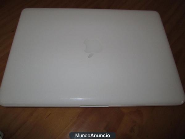 Laptop apple