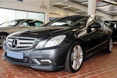 MERCEDES CLASE E 350 CDI COUPé BLUE EFFICIENCY  SPORTPAKET AMG GPS COMAND BI-XENóN  SOLO 3.400 KM - Barcelona