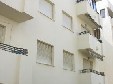 Apartamento con 3 dormitorios se vende en Estepona, Costa del Sol