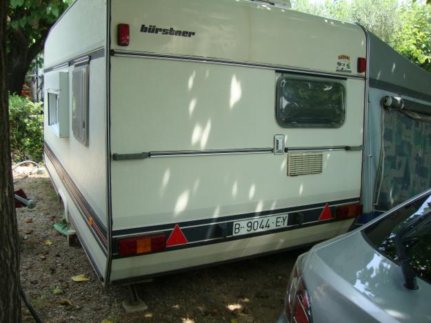 se vende caravana, muy buen estado, 2500€ ( negociables