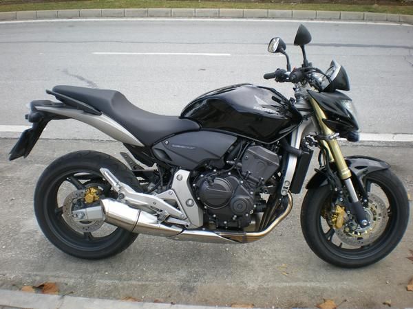 VENDO HONDA HORNET 600