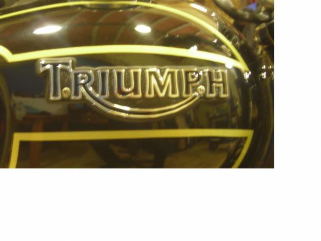 Vendo logotipos de depósito TRIUMPH