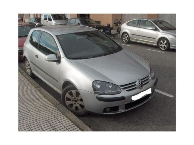 VOLKSWAGEN GOLF 1.9 TDI SPORTLINE