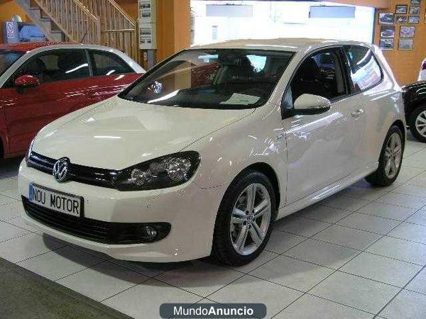 Volkswagen Golf 1.6TDI CR Sport 105 R-Line