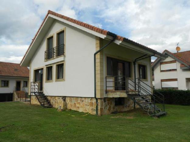 Chalet en Argoños