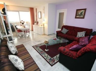 Apartamento con 2 dormitorios se vende en Fuengirola, Costa del Sol