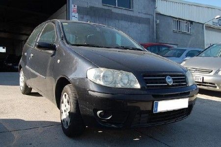 FIAT PUNTO 1.2 16V 80CV. 3P. - Barcelona