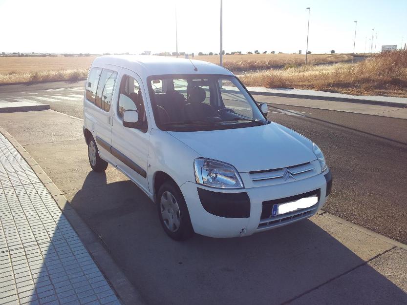 Citroen Berlingo 2.0 HDI 90cv Modelo 2007 5 Plazas Impecable