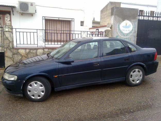 Vendo opel astra,año 2002,por 1000euros