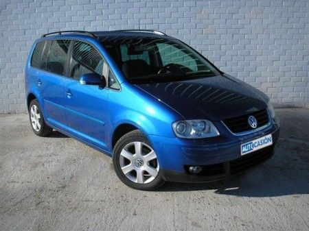 VOLKSWAGEN TOURAN 2.0TDI TRAVELLER DSG - Leon