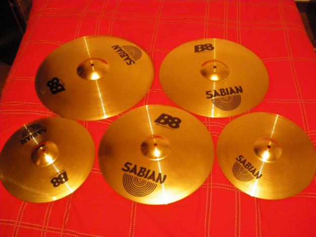 Vendo set de platos Sabian B8