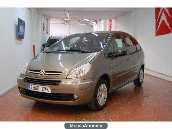 Citroën Xsara Picasso   1.6i Exclusive 110C