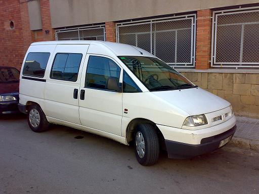 fiat escudo  1.9d  año 2000 €2500 5 plazas exelente estado 200.000km reales asepto coche