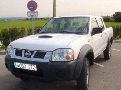 NISSAN PICK UP NAVARA 2.5D DOBLE CABINA 4X4 - MADRID