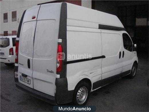 Renault Trafic Furgon 29 Largo Sobrelevado 2.